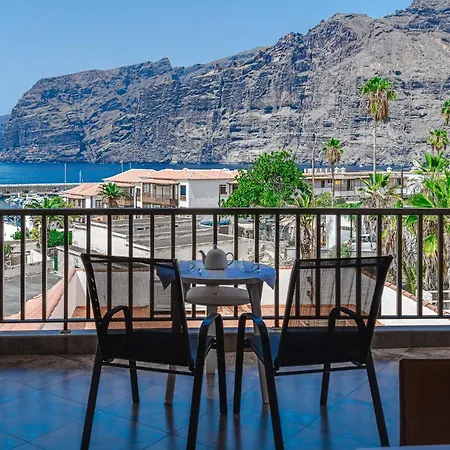 Amazing Atlantic And Breathtaking Mountains Views Apartment
