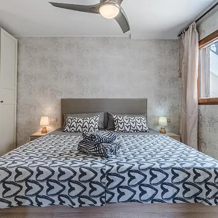 Apartment Amazing Atlantic And Breathtaking Mountains Views