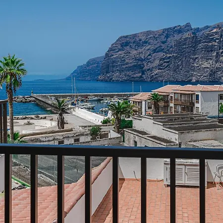 Amazing Atlantic And Breathtaking Mountains Views * Acantilado de los Gigantes